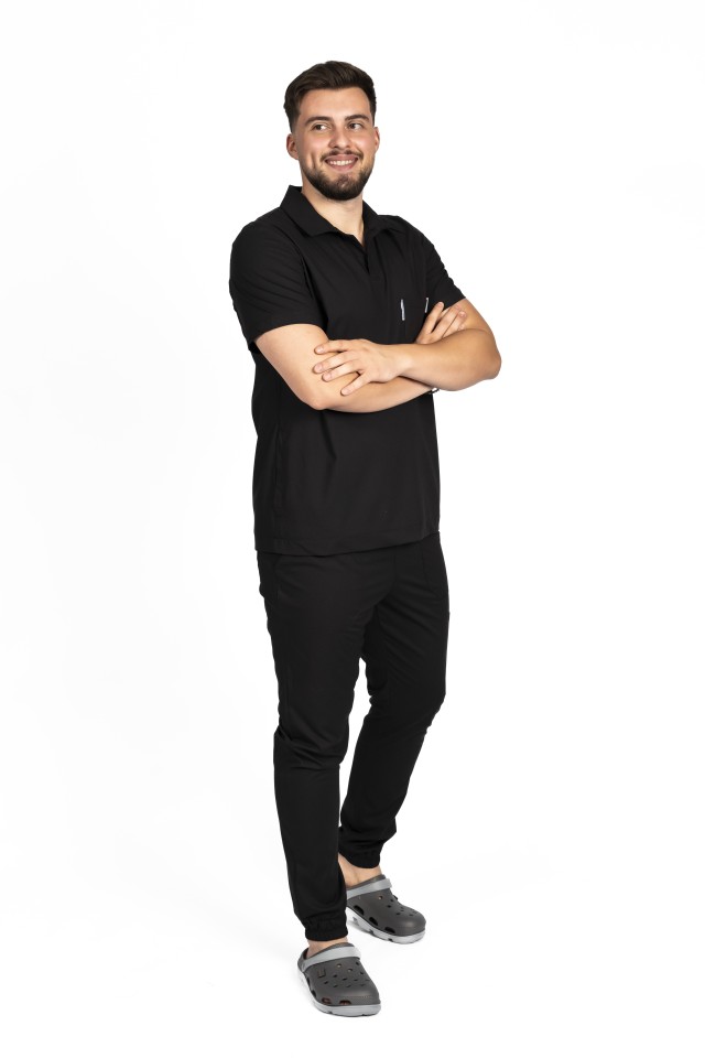 Costum de lucru cu elastan polo barbati negru, cu bluza in V si pantaloni tip jogger, cu snur si elastic