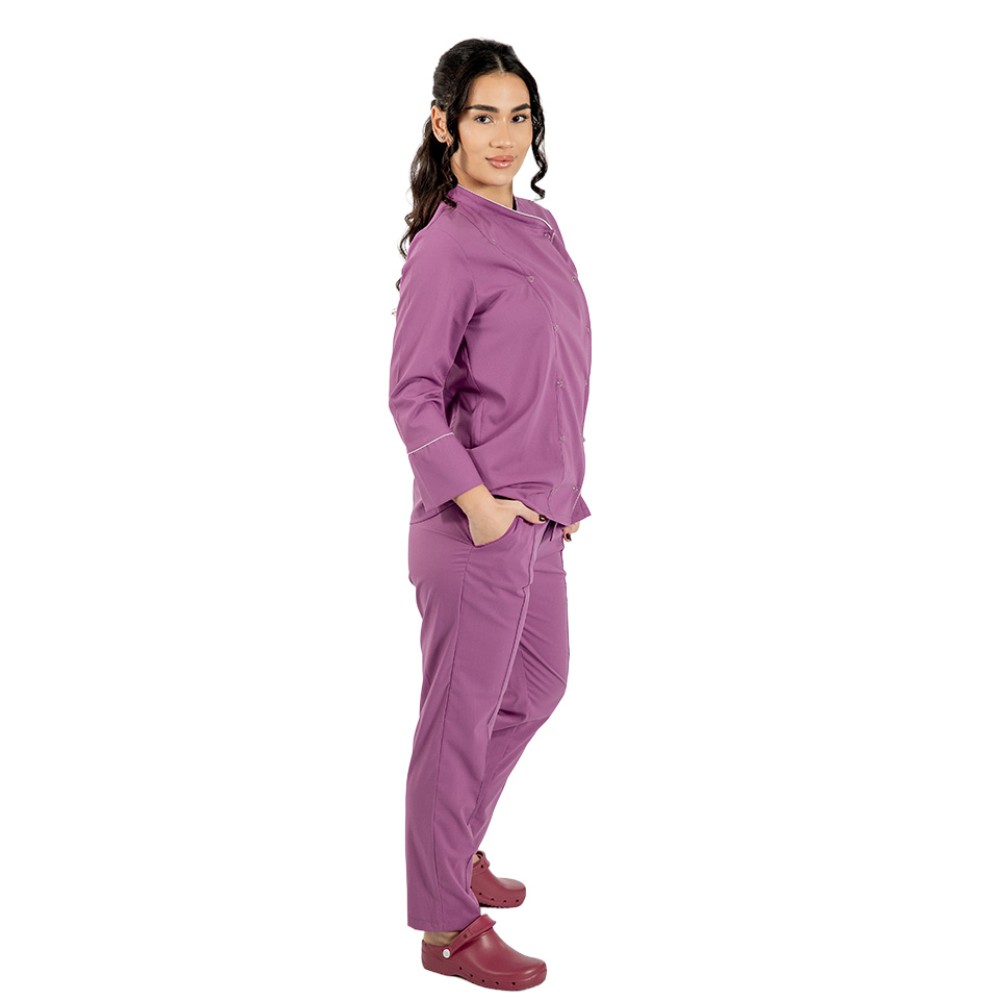 Uniforma bucatar dama magenta stretch tip tunica cu capse si pantaloni cu snur si elastic in talie