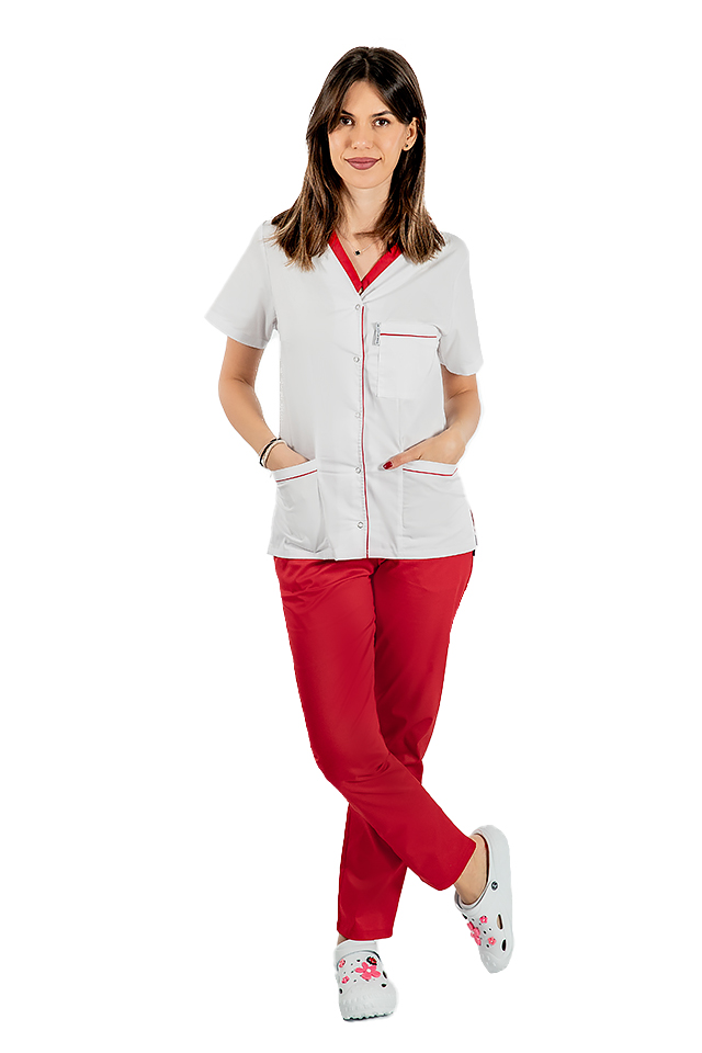 Halat de lucru alb cu paspol rosu, capse si trei buzunare aplicate Halat de lucru alb cu paspol rosu, capse si trei buzunare aplicate