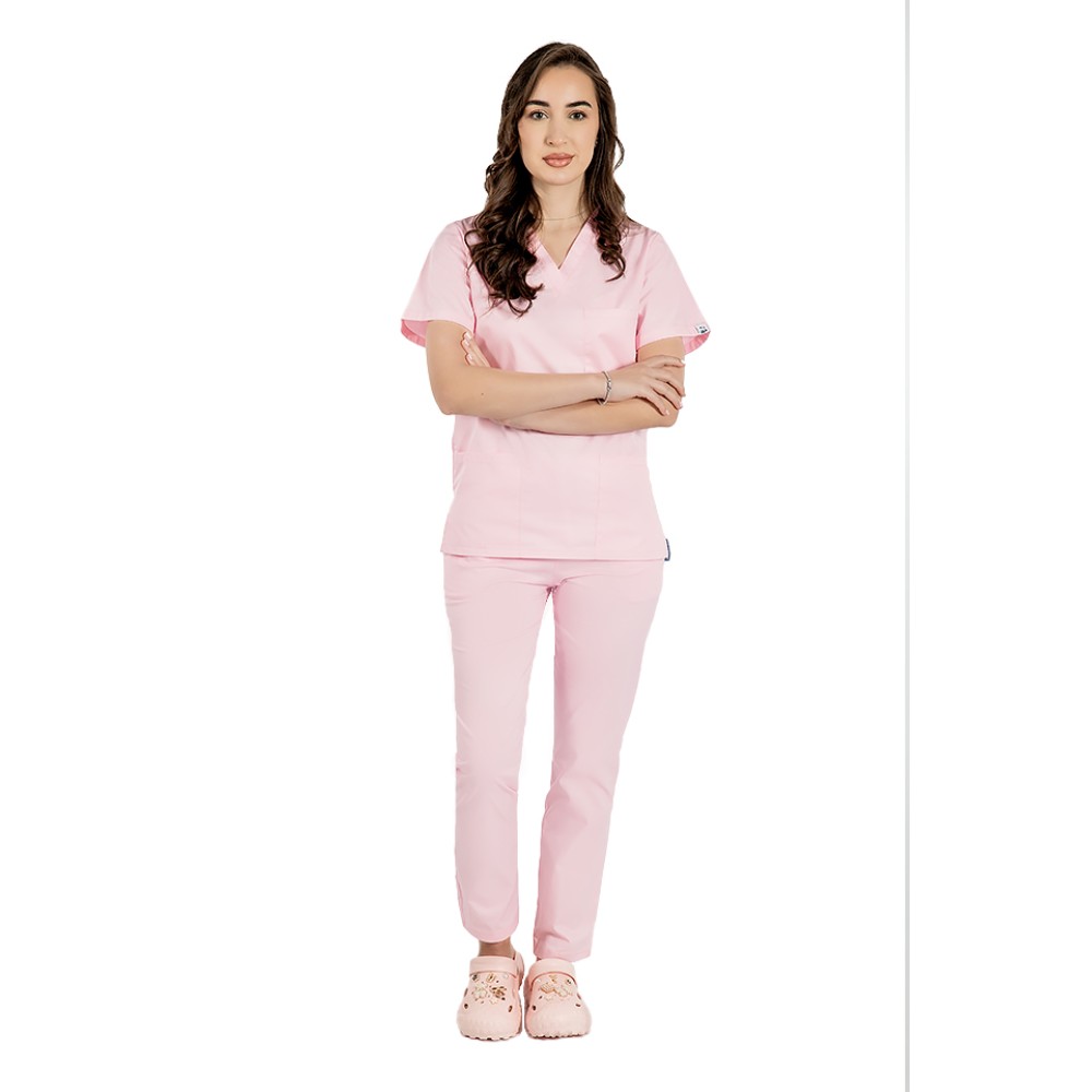 Uniforma de lucru dama roz pal format din bluza cu anchior in V si pantaloni roz cu elastic