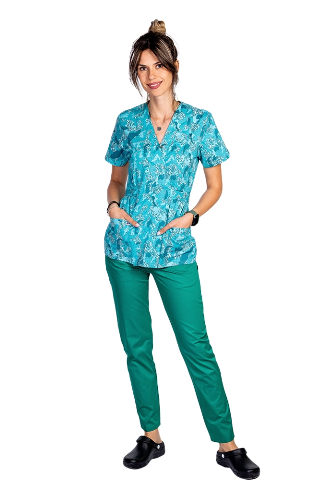 Costume de lucru pentru gradinite model kimono Green Army, bluza cu imprimeu si pantaloni cu elastic
