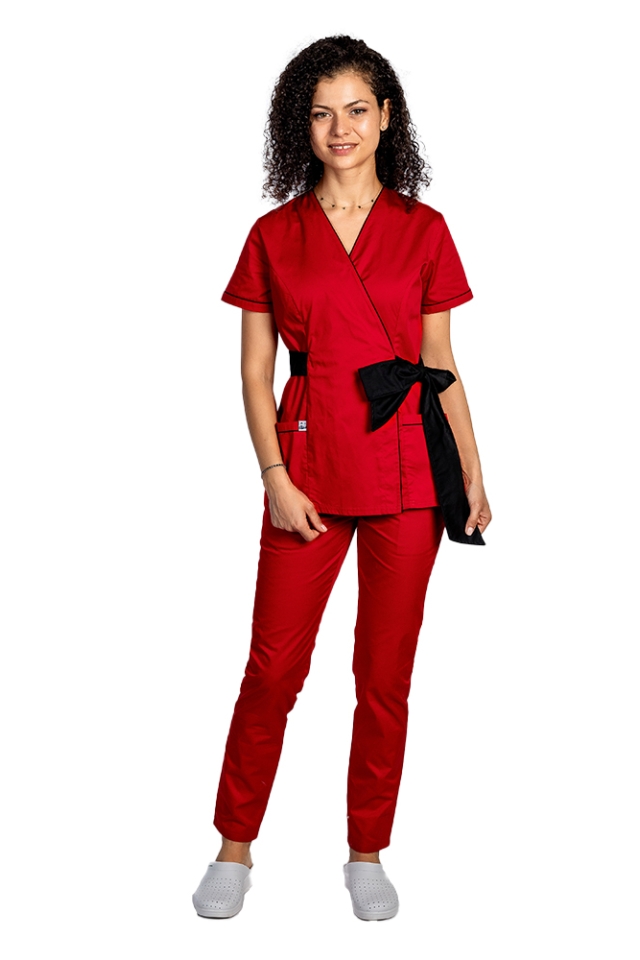 Costum de lucru pentru SPA model kimono rosu cu paspol negru si cordon cu legare tip fundita..
