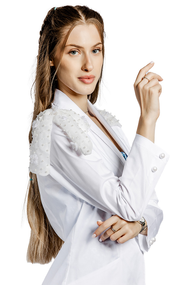 Halat pentru laborator alb Ivana, dama, cu guler sal, nasturi tip perluta, doua fundite si maneca lunga