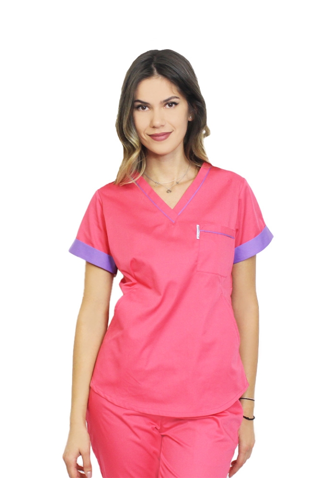 Uniforma de lucru format din bluza ciclam cu paspol mov si pantaloni, model Amani