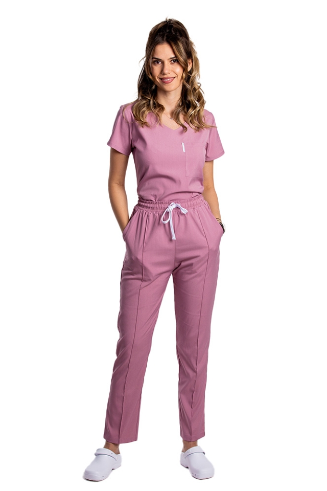Costum de lucru cu elastan dama roz pudrat cu bluza in V si pantaloni cu snur si elastic