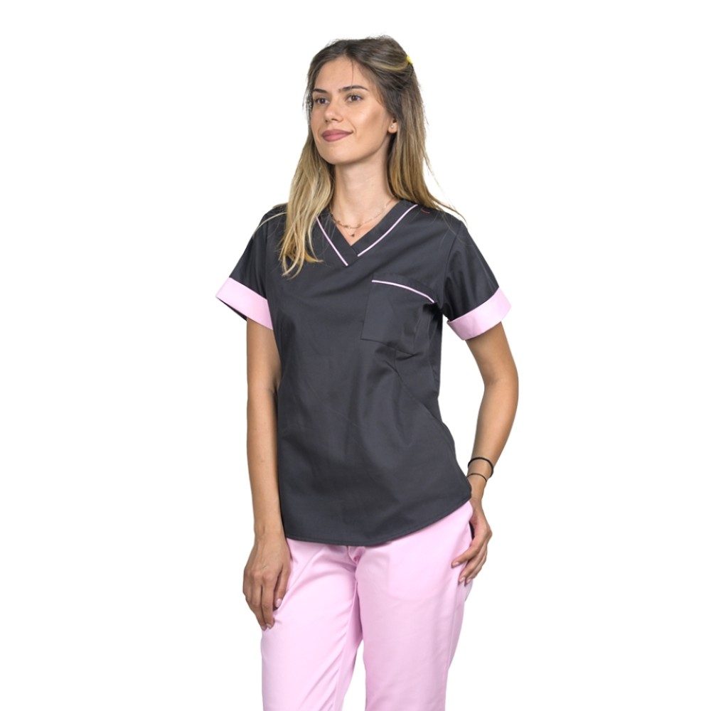 Uniforma de lucru format din bluza neagra cu paspol si pantaloni roz pal, model Amani