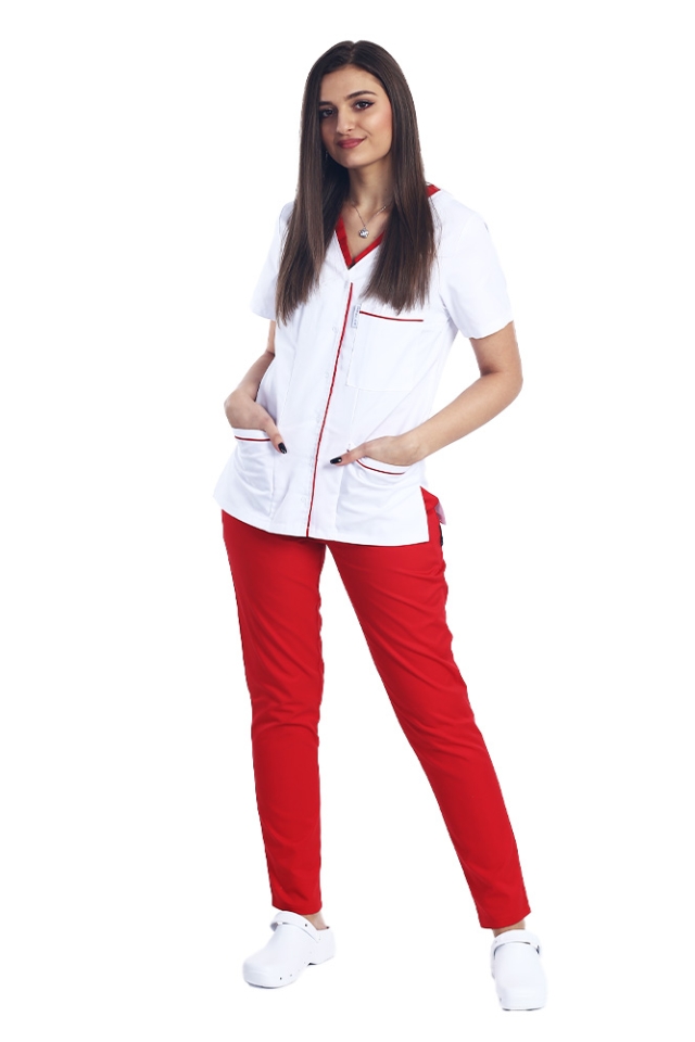 Costum de lucru pentru SPA format din bluza alb cu paspol rosu si pantaloni lime cu elastic