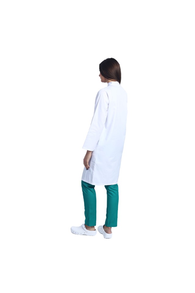 Halat pentru laborator alb, unisex, cu guler tip tunica si trei buzunare si maneca lunga